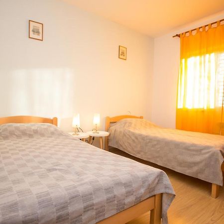 Apartman M&M Zminj Екстер'єр фото
