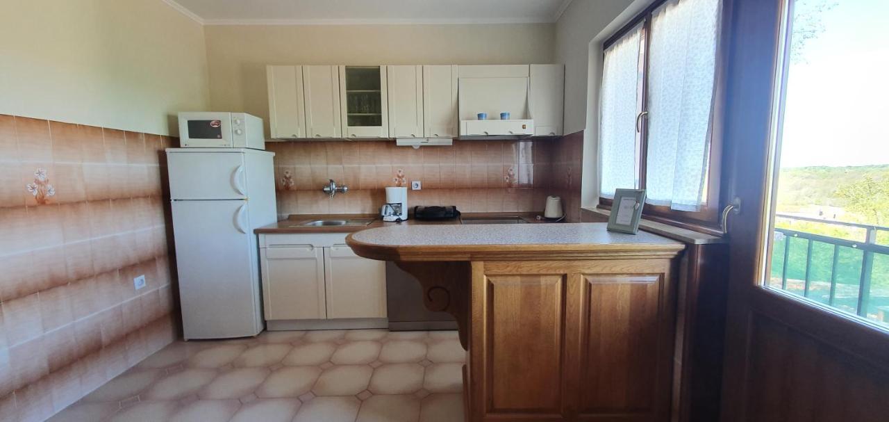 Apartman M&M Zminj Екстер'єр фото