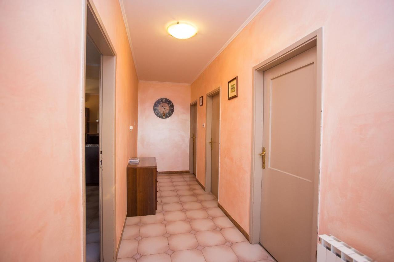 Apartman M&M Zminj Екстер'єр фото