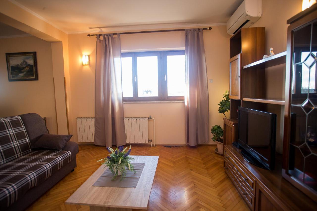 Apartman M&M Zminj Екстер'єр фото
